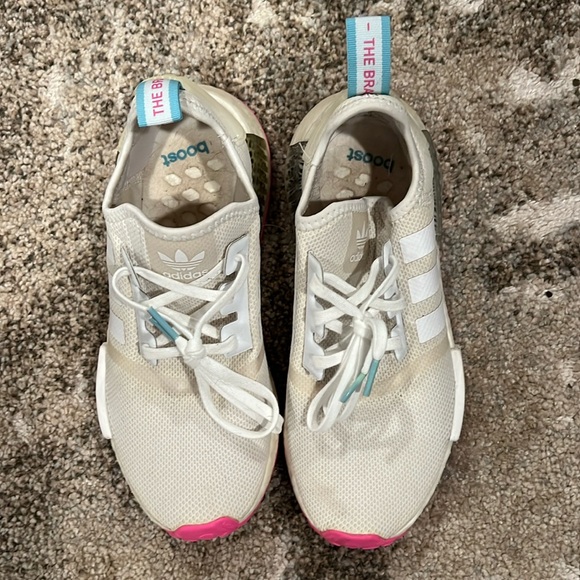 adidas Shoes - Adidas boost sneakers 👟